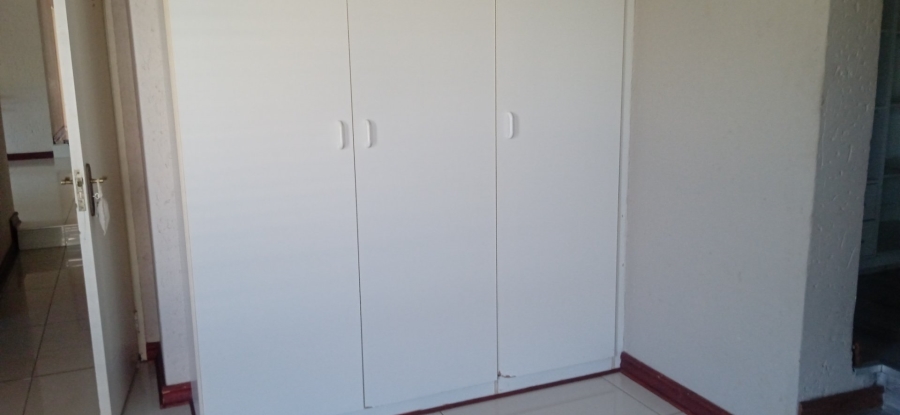 4 Bedroom Property for Sale in Kosmos North West